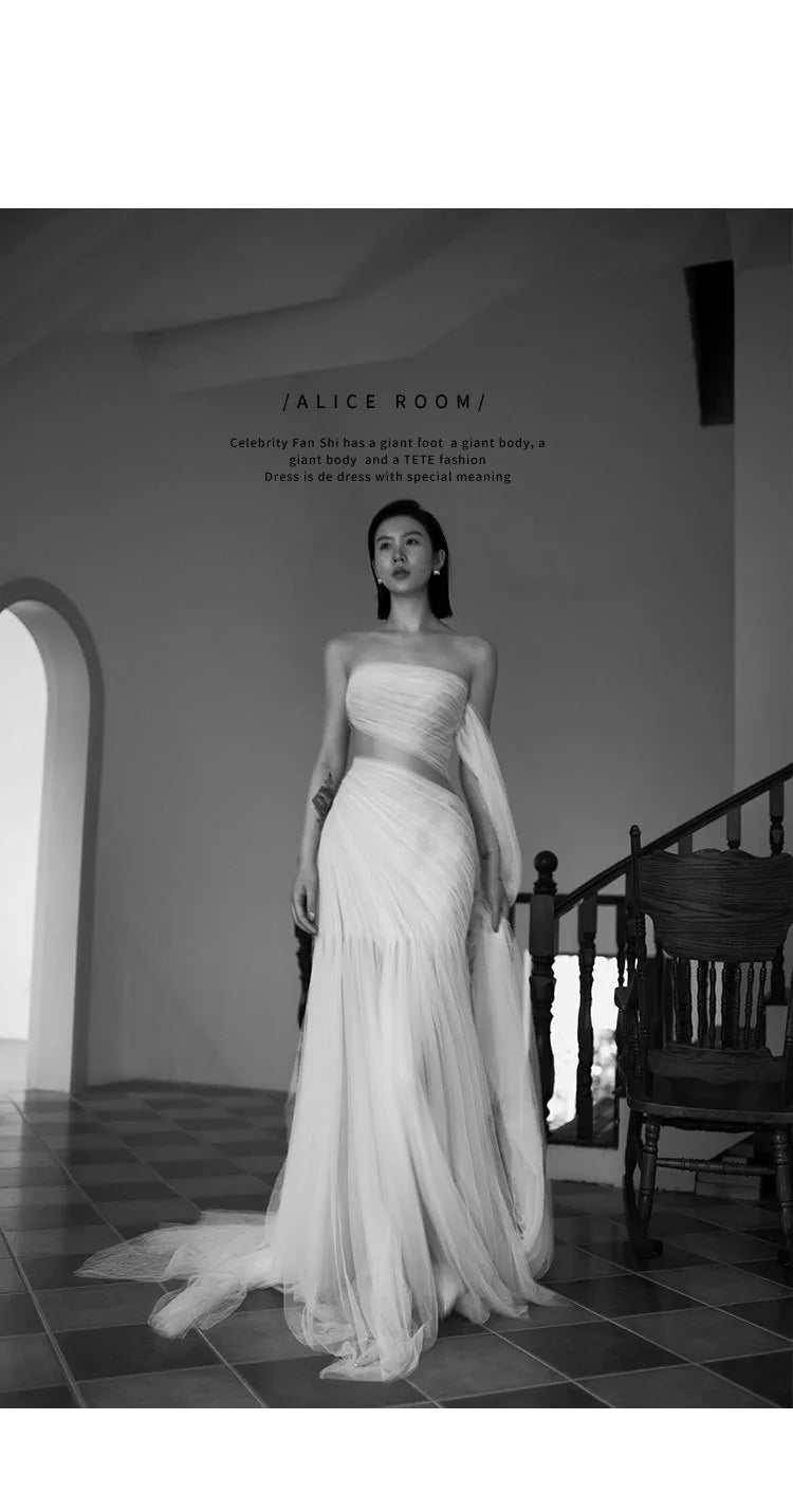 Elegant White Evening Dress A-Line Bandeau Sexy Backless Strapless Sleeveless Pleated Tulle Special Occasion Party Dress