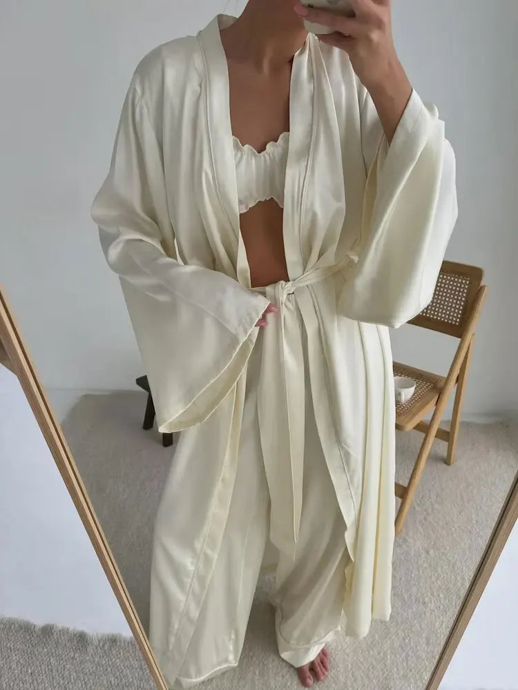 Cream Satin Kimono Robe Elegant Maxi Lounge Wrap Luxury Bridal Getting Ready Gown with Wide Sleeves Floor-Length Women's Kimonos