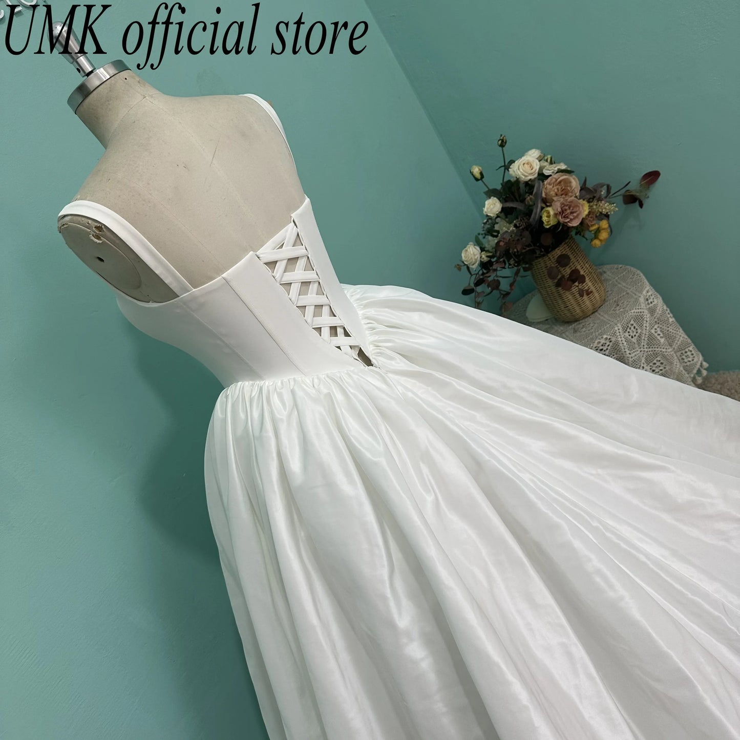 UMK 2025 Modern Women Taffeta A Line Wedding Dress Elegant Spaghetti Straps Lace up Sleeveless Bridal Gowns  Customized